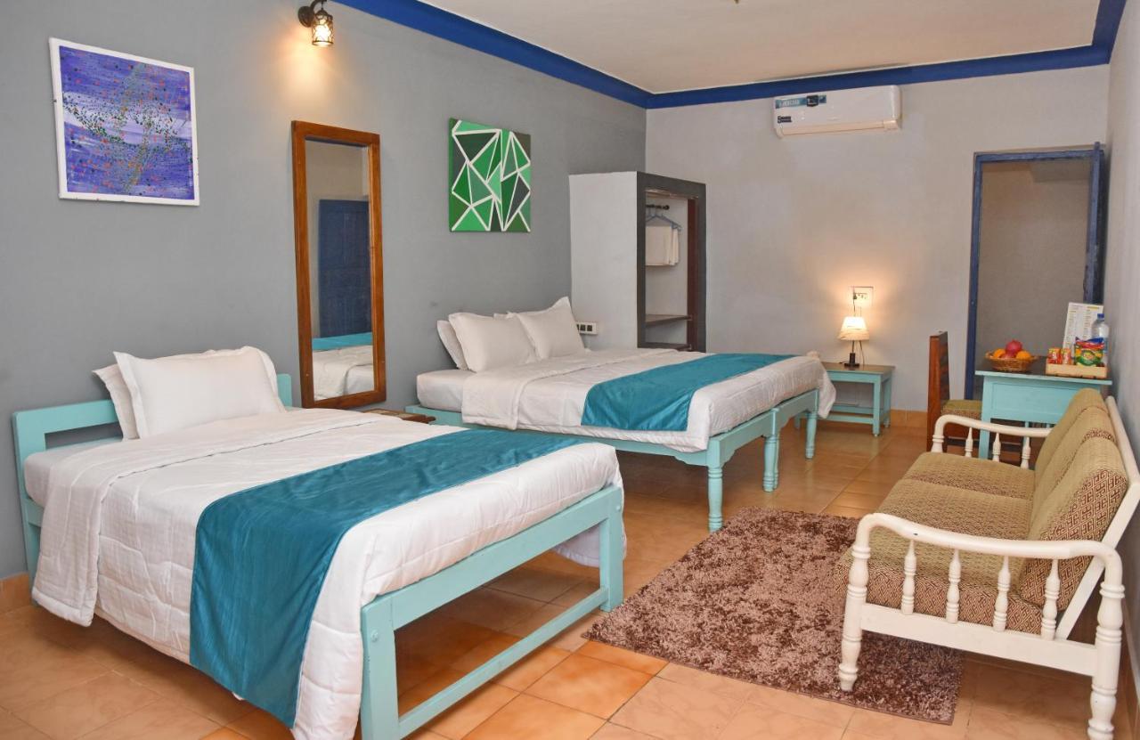 Bens Inn Mandrem Bagian luar foto
