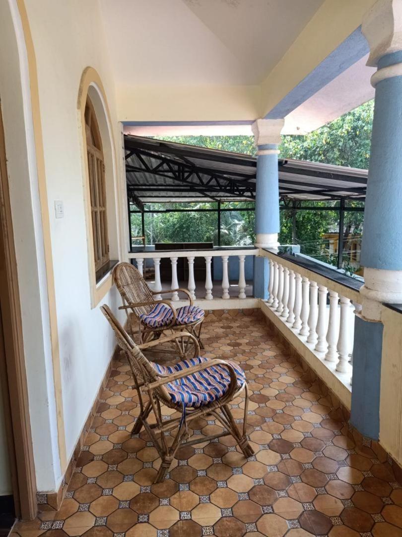 Bens Inn Mandrem Bagian luar foto